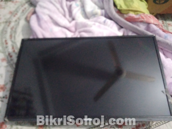 LED TV